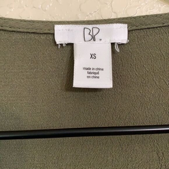 B.P. | Short sleeve peplum shirt - Picture 3 of 9